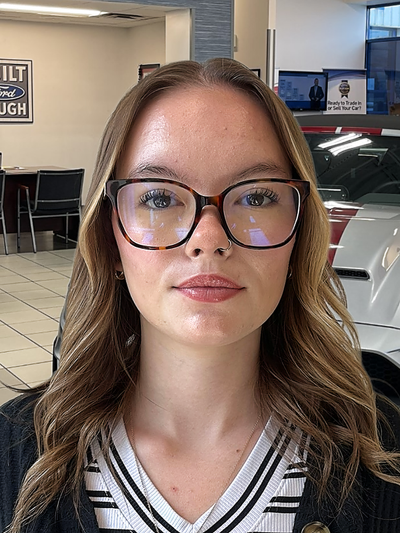 Sales & Leasing Consultant Shay Hutchison in Sales Team at Sponsler-Donley Ford of Mount Vernon